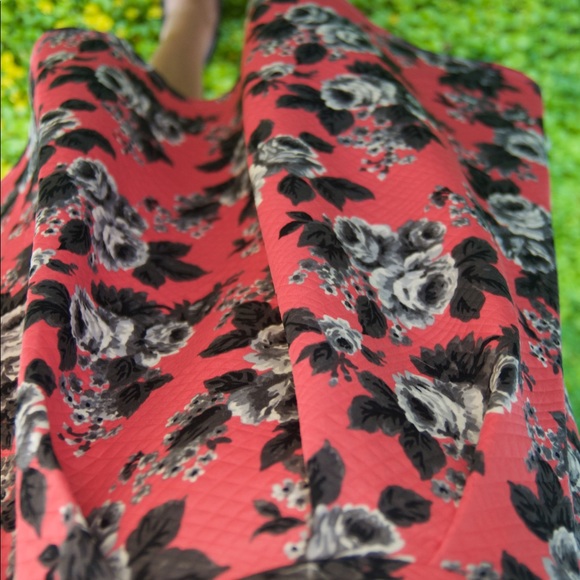 ASOS floral midi skirt - Picture 2 of 6